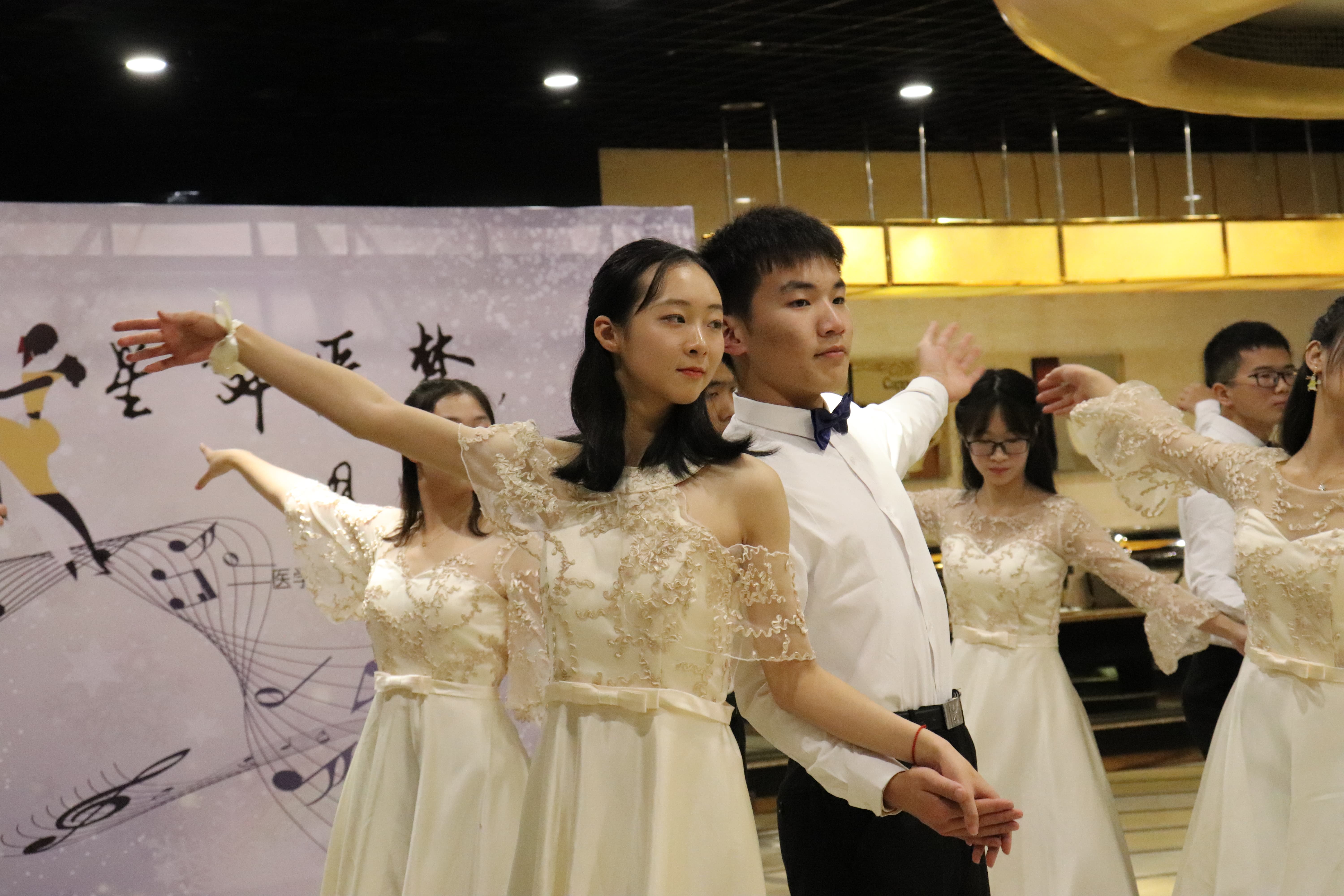 1544507622189038.jpg 1544507622189038.jpg